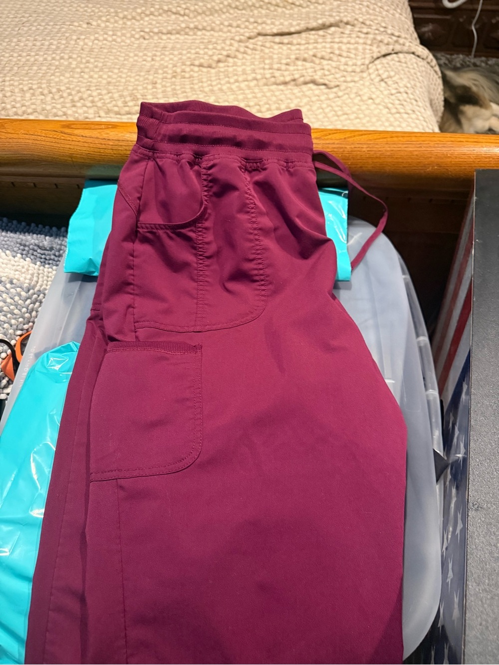 Scrubstar Cargo Scrub Joggers in Maroon/Wine